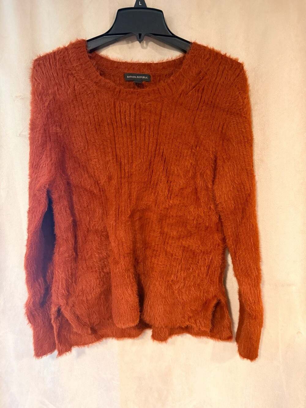 Banana Republic Fuzzy Sweater Size L Rust Orange Fluffy Pullover